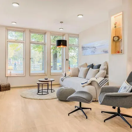 Haus Larus, Direkt Am Strom روستوك