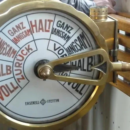 Haus Larus, Direkt Am Strom بيت للعطل روستوك